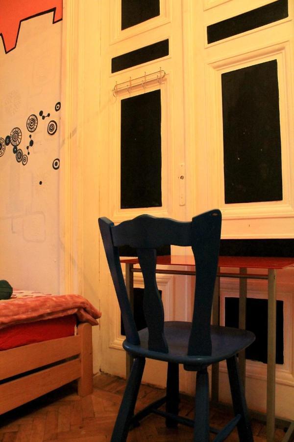 Downtown Hostel Budapeste Quarto foto